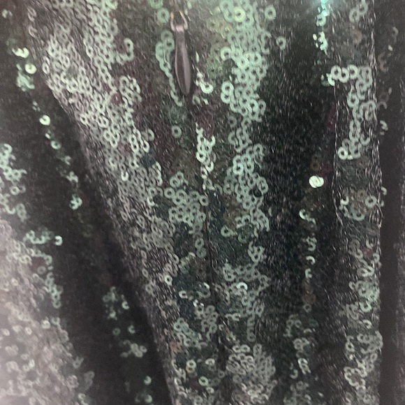 Morgan & Co Long Keyhole back Green Sequin Dress Size 3 - Picture 2 of 11